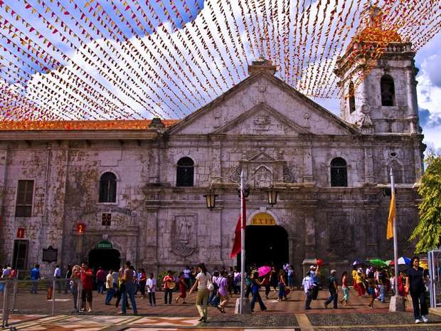 Santo Ni O Basilica Travel To The Philippines