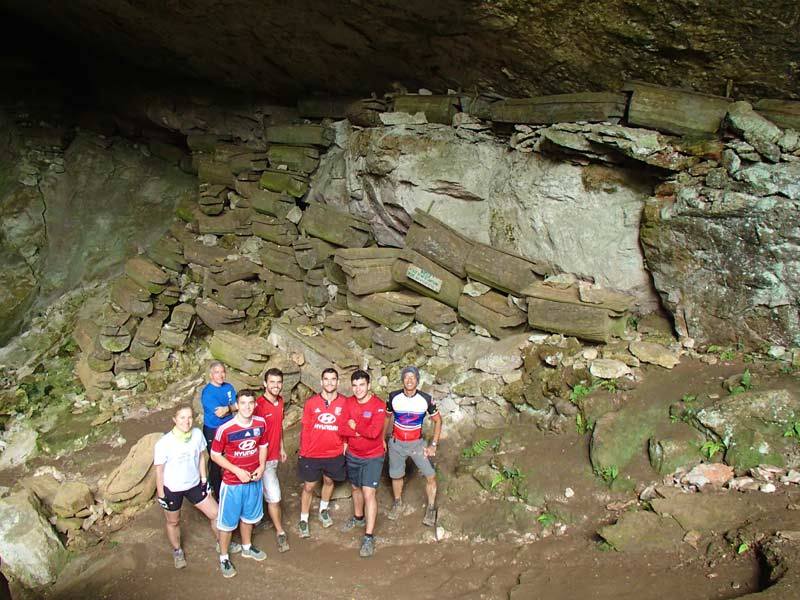 Lumiang Burial Cave Housed Year Old Coffins Travel To The Philippines