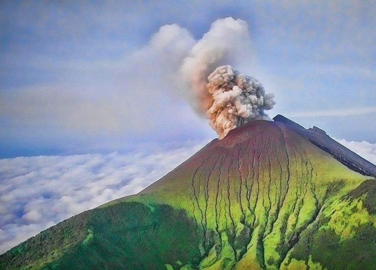 Volcano Eruption In Philippines 2024 Elyn Norene