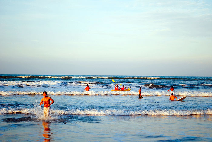 The Awesome Lingayen Gulf in Pangasinan | Travel to the Philippines