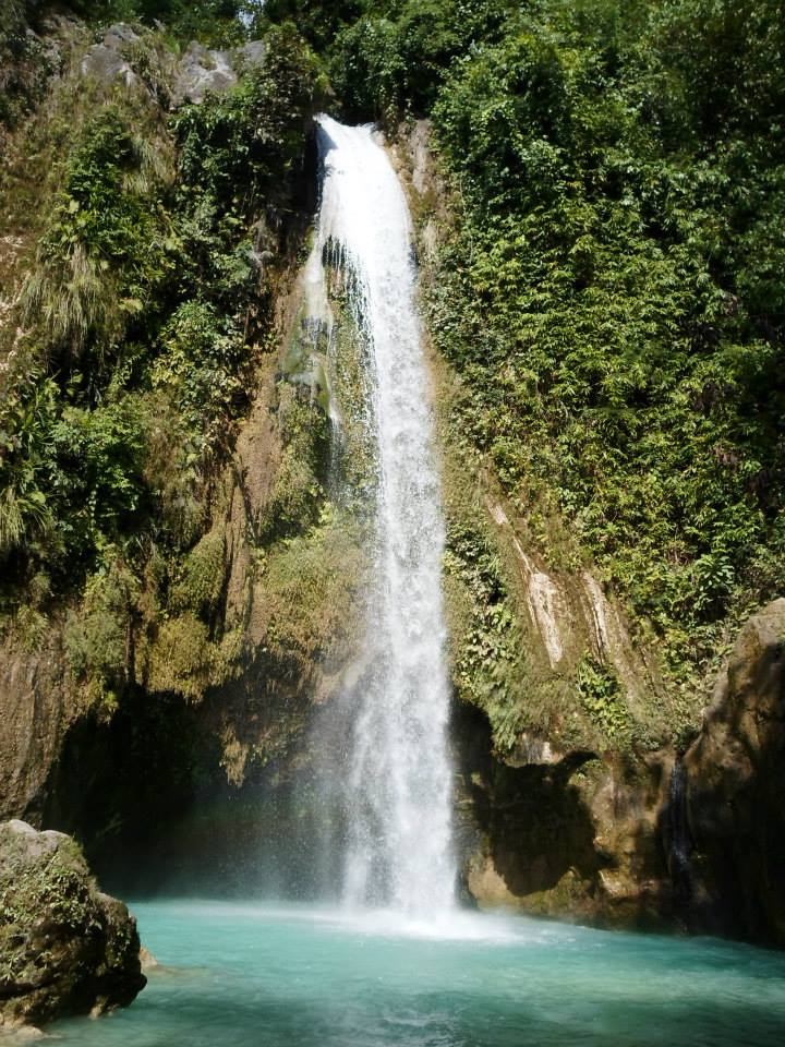 The Forceful 100 Feet Tall Inambakan Falls | Travel to the Philippines