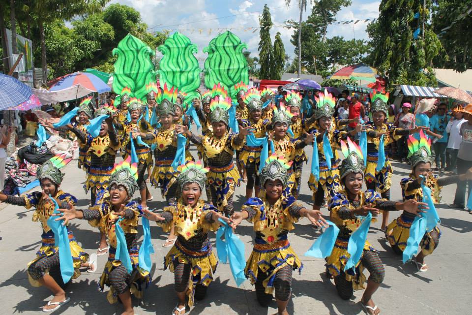 Lapyahan Festival Highlights Cebu's Longest White Sand Beach | Travel ...