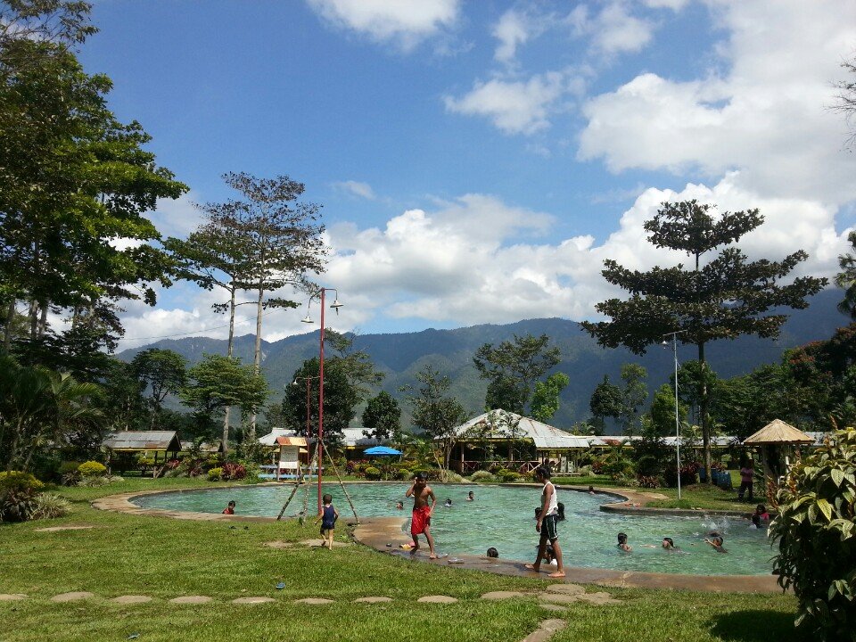 Take a Dip at the Kanlawig Hot Spring Resort - Travel to the Philippines